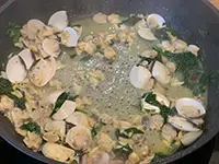 Pasta with Venus clams_e