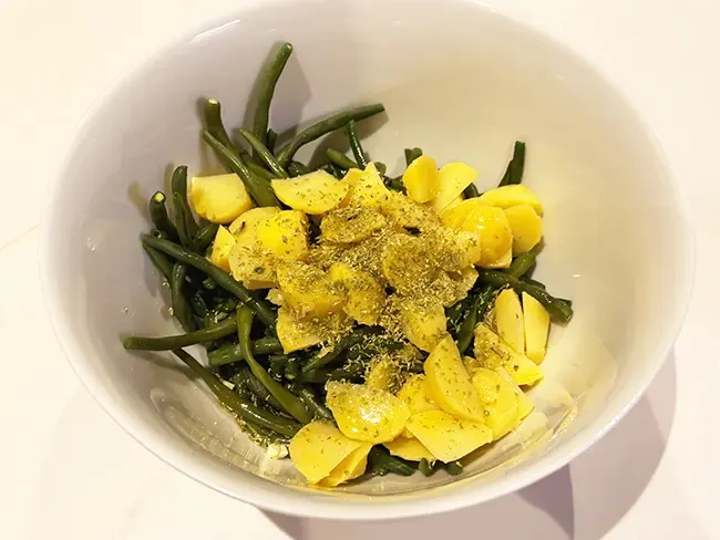 Green bean and potato salad